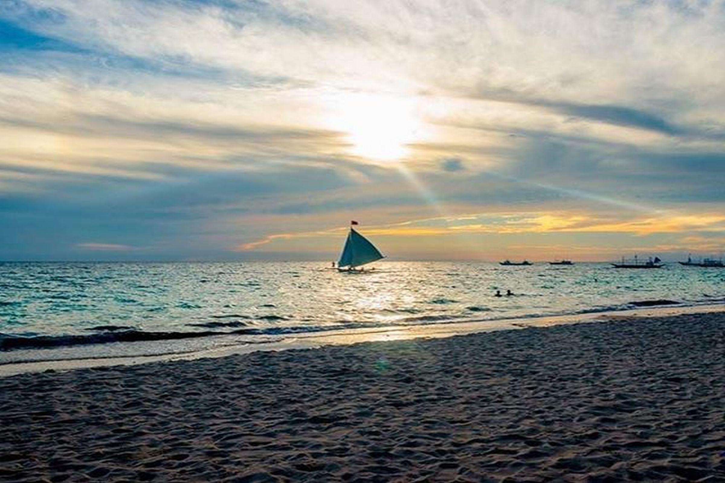 Crimson Resort And Spa Boracay Yapak Екстер'єр фото