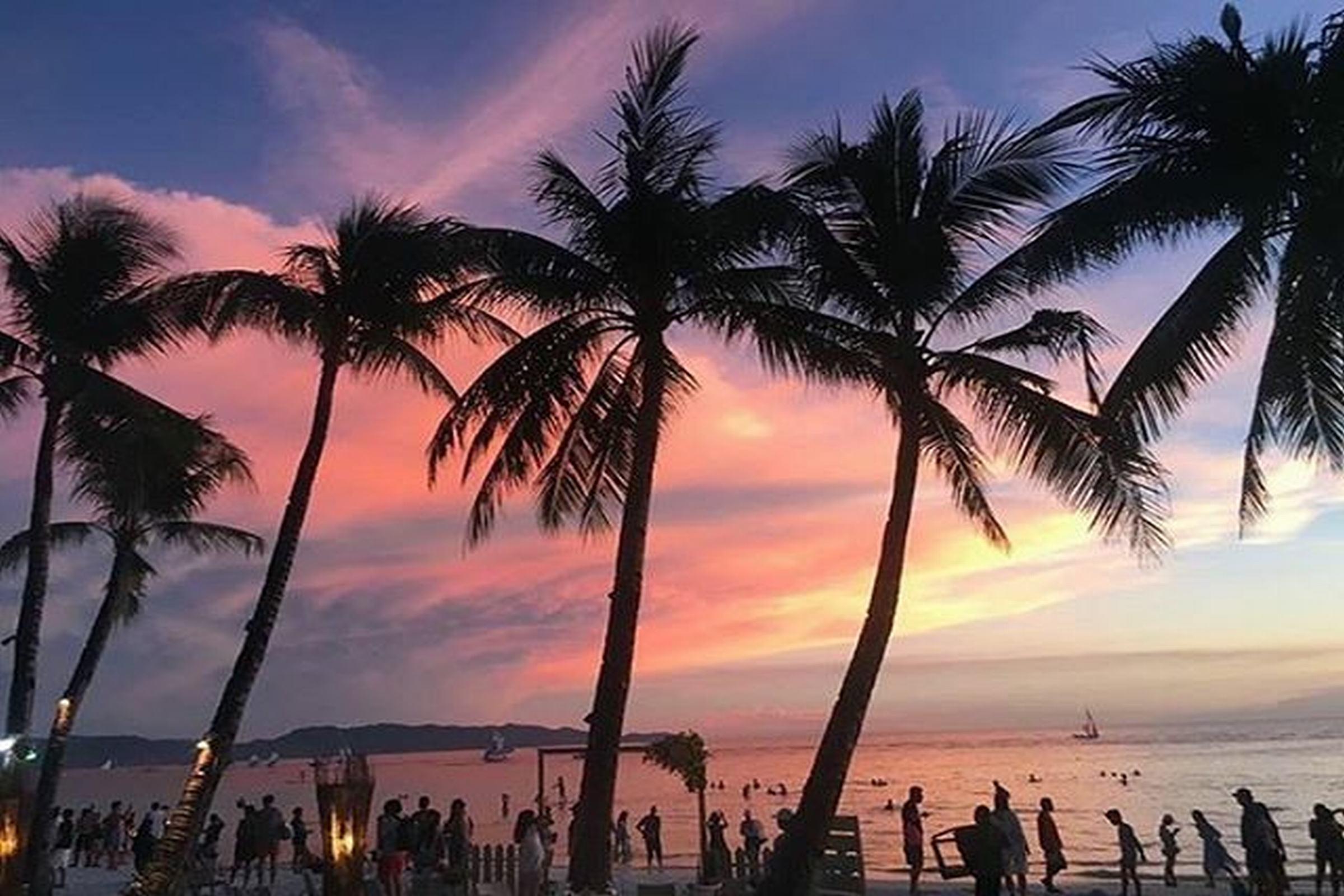 Crimson Resort And Spa Boracay Yapak Екстер'єр фото