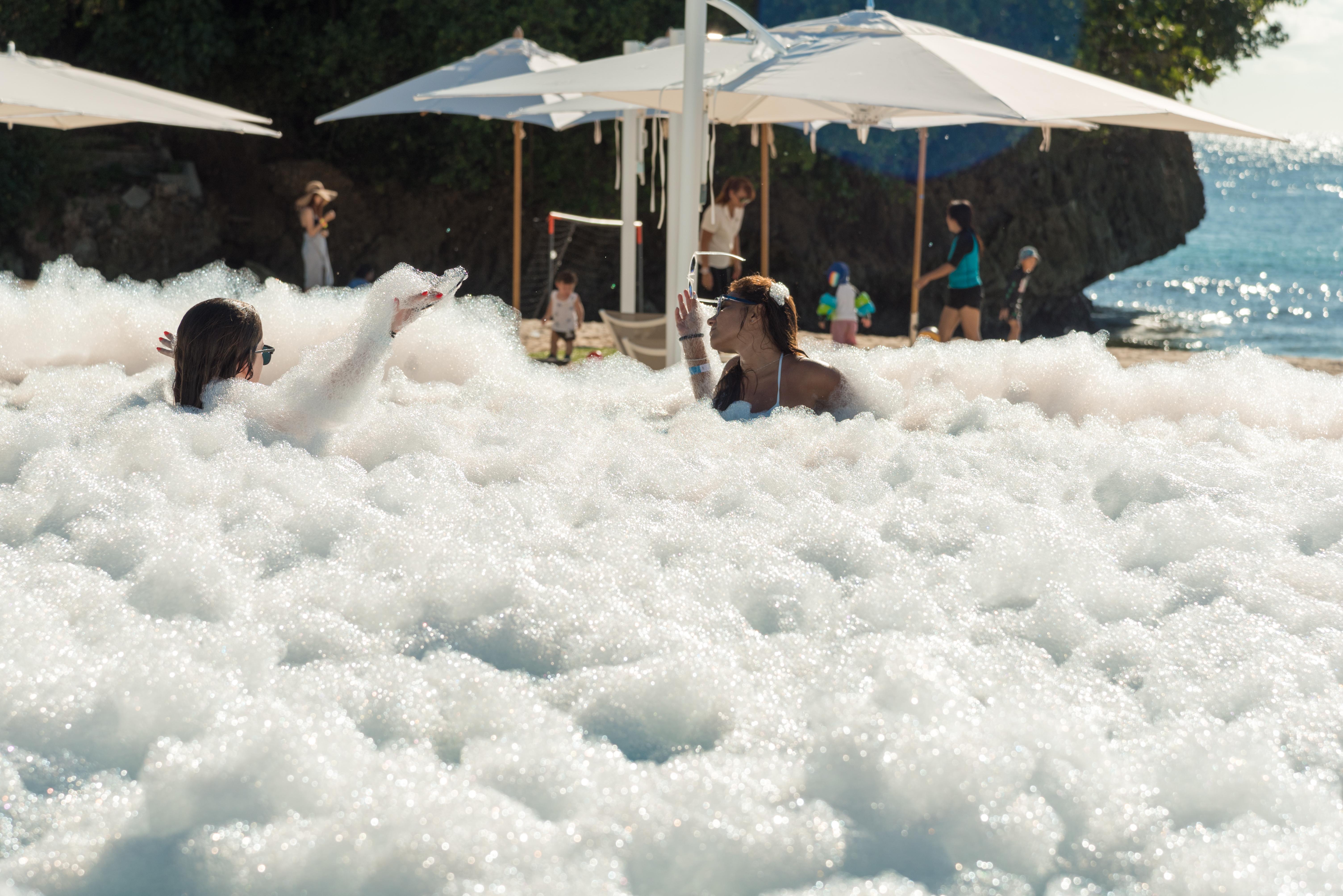 Crimson Resort And Spa Boracay Yapak Екстер'єр фото
